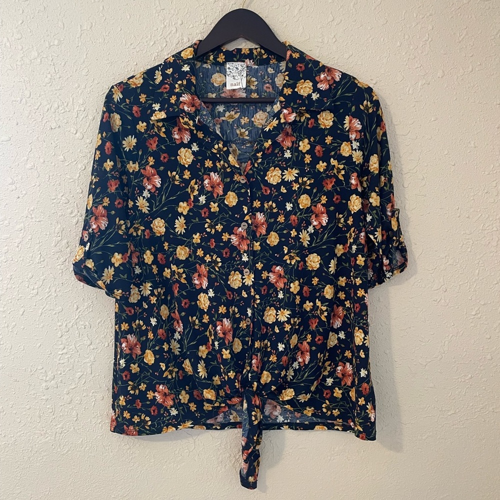 Naïf Navy Blue Floral Tie Top